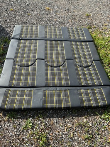 Rock roll bed - &,